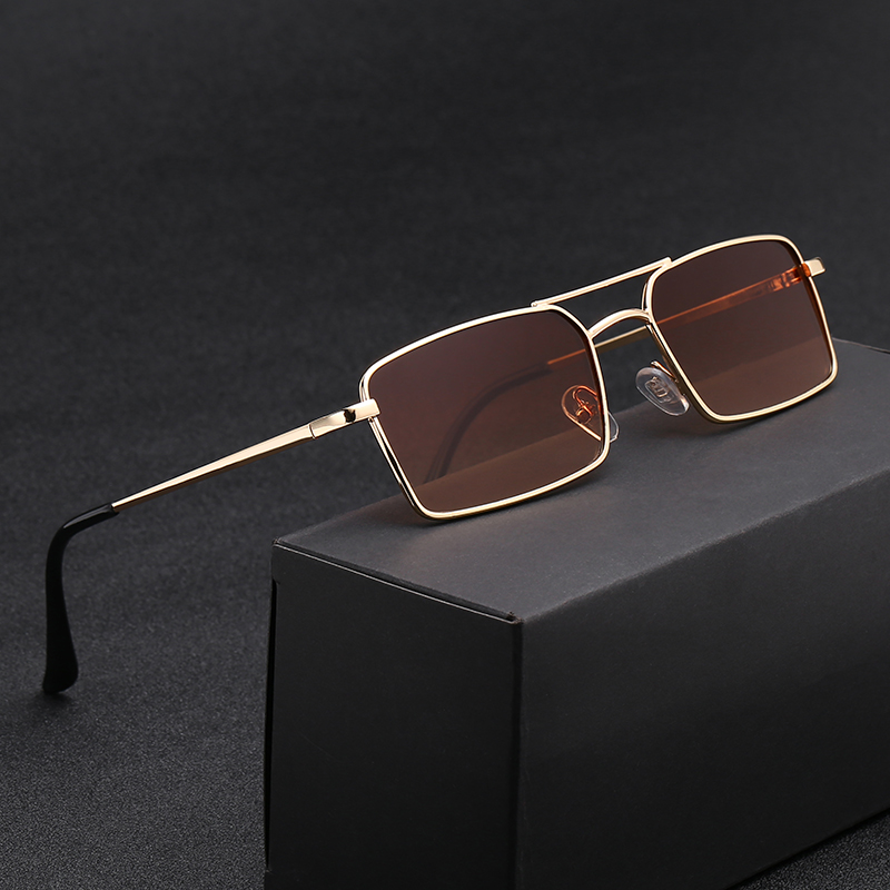 แว่นกันแดดทรงเหลี่ยมโลหะแฟชั่น - Women Fashion Glasses บทวิจารณ์และราคา