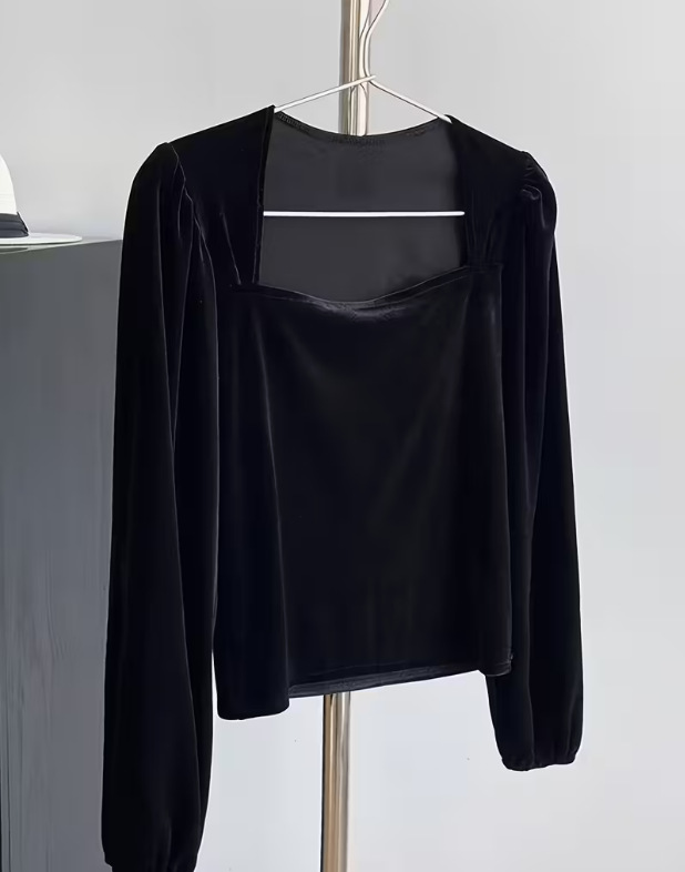 เสื้อผู้หญิงสีดำกำมะหยี่ คอเหล - Crop Top Women บทวิจารณ์และราคา