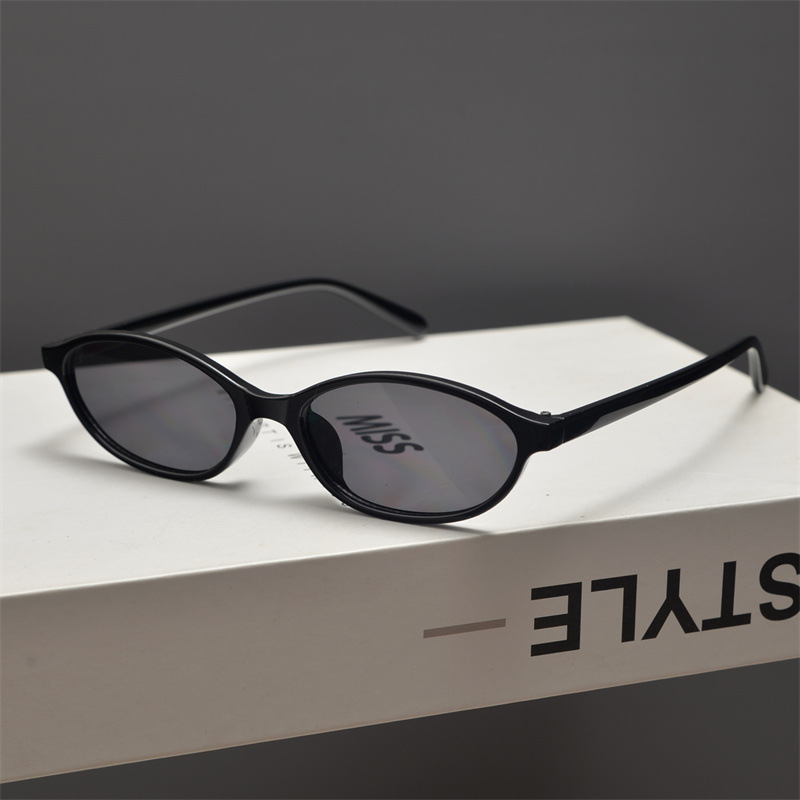 แว่นกันแดดทรงแคทอายแบบย้อนยุคส - Women Fashion Glasses บทวิจารณ์และราคา