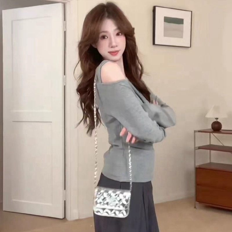 เสื้อยืดแขนยาวคอเฉียงเปิดไหล่ส - Women'S Fashion Trends Autumn 2025 บทวิจารณ์และราคา