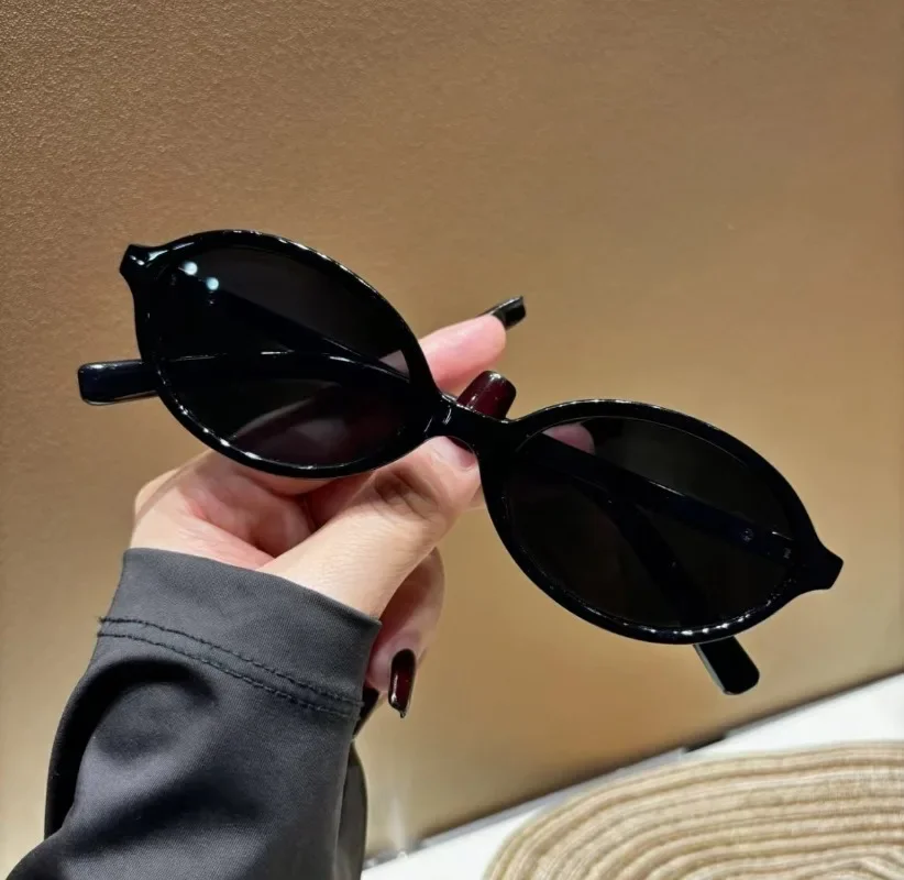 แว่นกันแดดทรงวงรีใหม่ แว่นกันแ - Women Fashion Glasses บทวิจารณ์และราคา