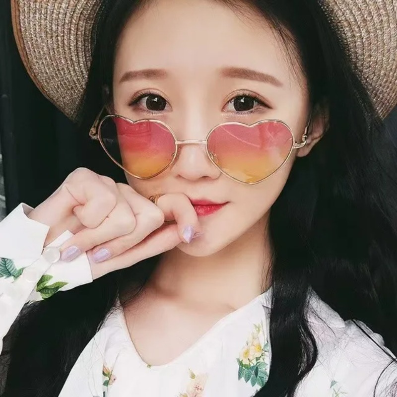 แว่นกันแดดทรงหัวใจโลหะ แฟชั่นว - Women Fashion Glasses บทวิจารณ์และราคา