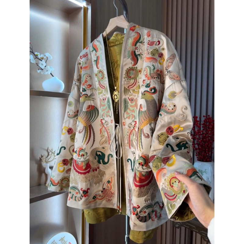 ใหม่สไตล์จีนเสื้อคลุมคาร์ดิแกน - Women Fashion Styles บทวิจารณ์และราคา