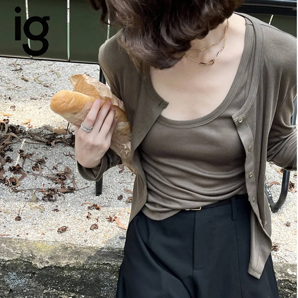ชุดเซ็ต 2 ชิ้นสำหรับผู้หญิง IG - Crop Top Women บทวิจารณ์และราคา