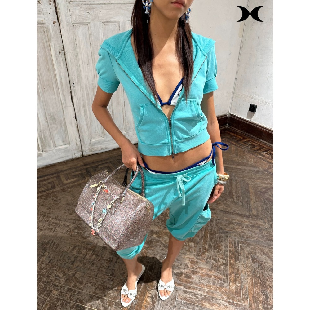 เสื้อฮู้ดซิปแขนสั้นสไตล์สาวสปอ - Women Fashion Styles บทวิจารณ์และราคา