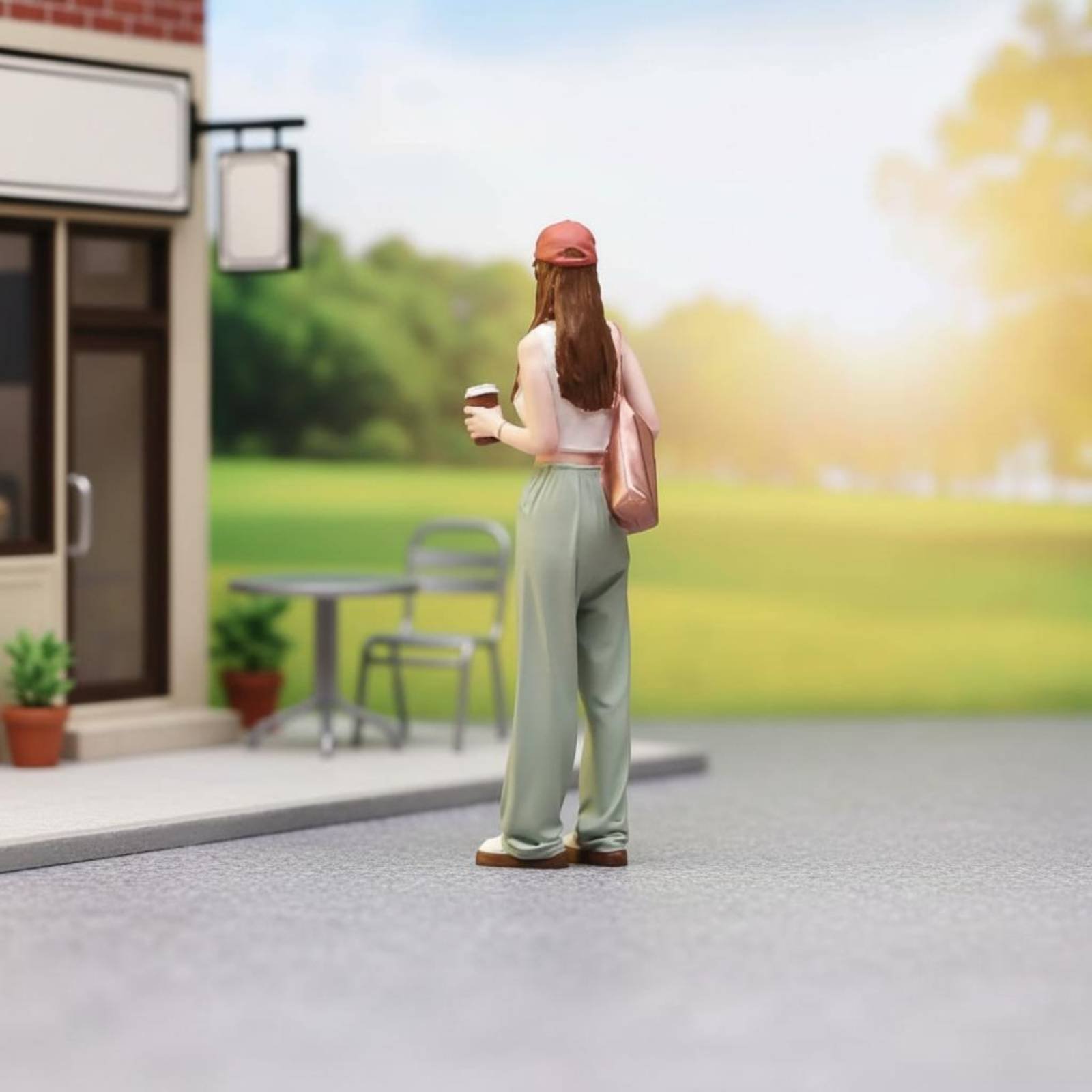 รูปปั้นเด็กผู้หญิงถือกาแฟ แฟชั - Women Fashion Pose บทวิจารณ์และราคา